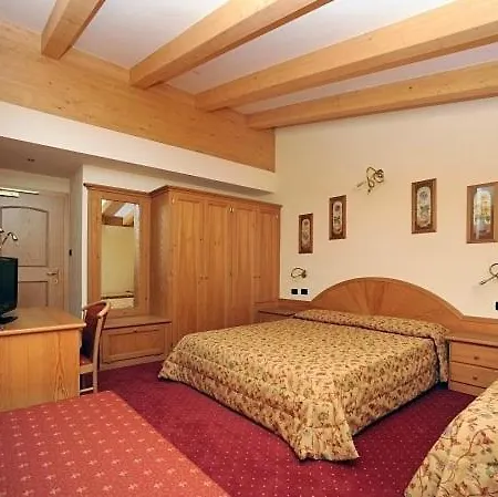Hotel Europa 3*